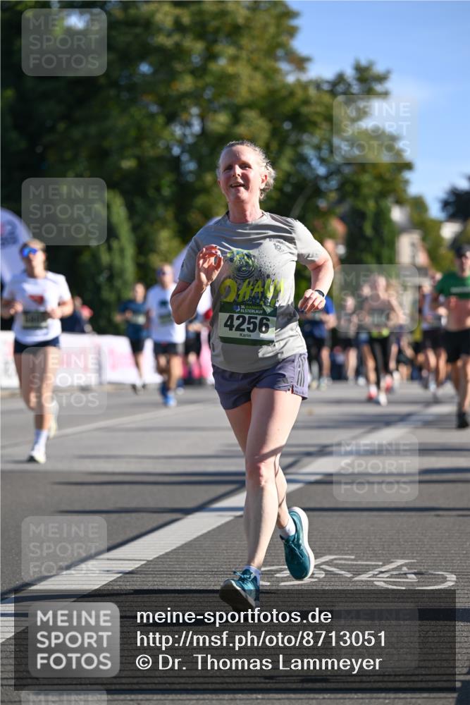 07.09.2025 - BARMER Alsterlauf Dr. Thomas Lammeyer http://msf.ph/oto/8713051 07.09.2025 09:43:50 Laufen 36, 4256 meine-sportfotos.de