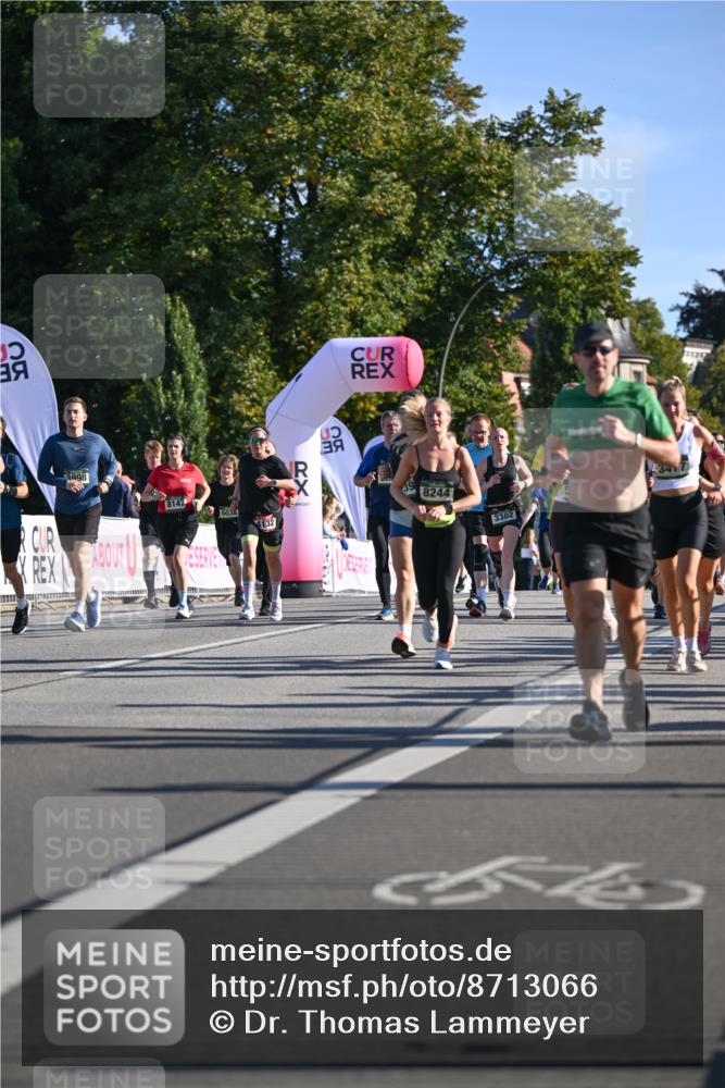 07.09.2025 - BARMER Alsterlauf Dr. Thomas Lammeyer http://msf.ph/oto/8713066 07.09.2025 09:43:53 Laufen 3998, 8147, 6038, 132, 39, 8244, 3302 meine-sportfotos.de