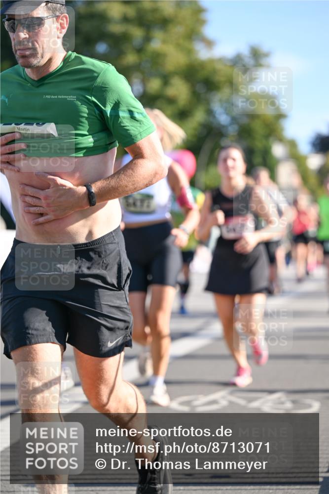 07.09.2025 - BARMER Alsterlauf Dr. Thomas Lammeyer http://msf.ph/oto/8713071 07.09.2025 09:43:57 Laufen 7 meine-sportfotos.de