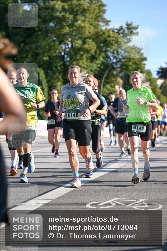 07.09.2025 - BARMER Alsterlauf Dr. Thomas Lammeyer http://msf.ph/oto/8713084 07.09.2025 09:43:59 Laufen 6140, 6141 meine-sportfotos.de