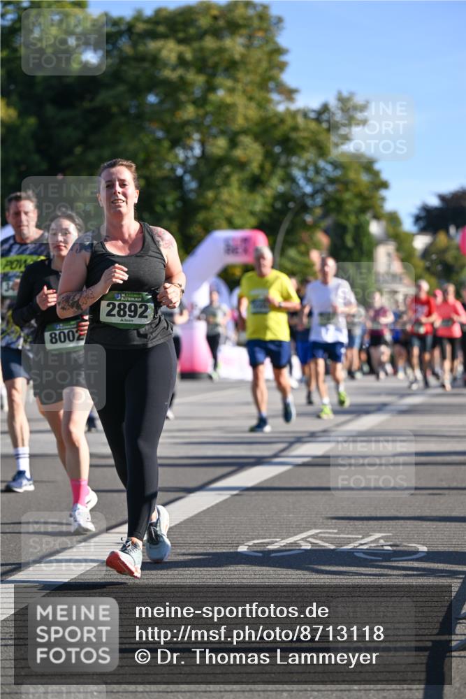 07.09.2025 - BARMER Alsterlauf Dr. Thomas Lammeyer http://msf.ph/oto/8713118 07.09.2025 09:44:06 Laufen 34, 8002, 36, 2892 meine-sportfotos.de