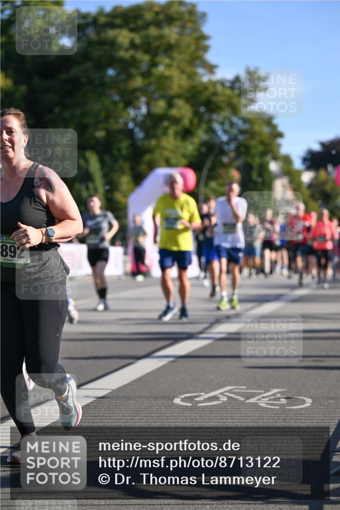 07.09.2025 - BARMER Alsterlauf Dr. Thomas Lammeyer http://msf.ph/oto/8713122 07.09.2025 09:44:06 Laufen 136, 892 meine-sportfotos.de