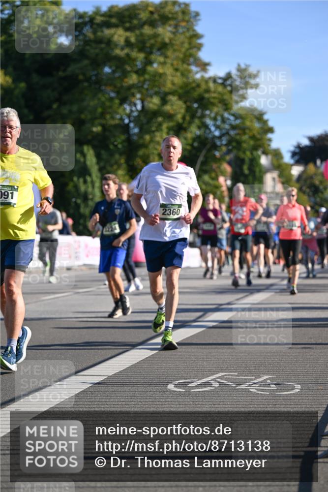 07.09.2025 - BARMER Alsterlauf Dr. Thomas Lammeyer http://msf.ph/oto/8713138 07.09.2025 09:44:09 Laufen 091, 2360 meine-sportfotos.de