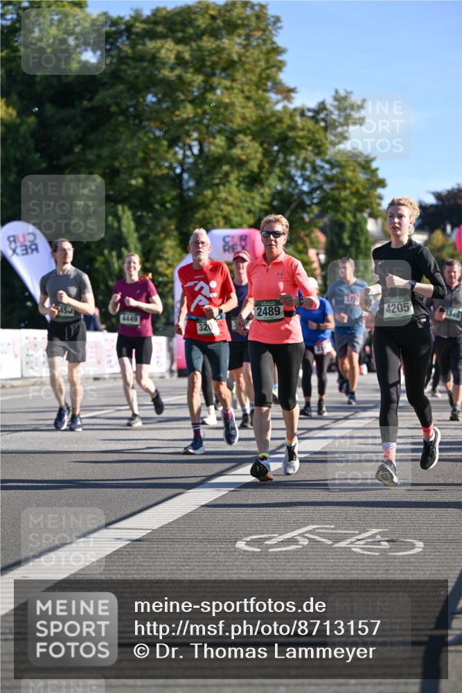 07.09.2025 - BARMER Alsterlauf Dr. Thomas Lammeyer http://msf.ph/oto/8713157 07.09.2025 09:44:12 Laufen 4449, 320, 2489, 4205, 1349 meine-sportfotos.de