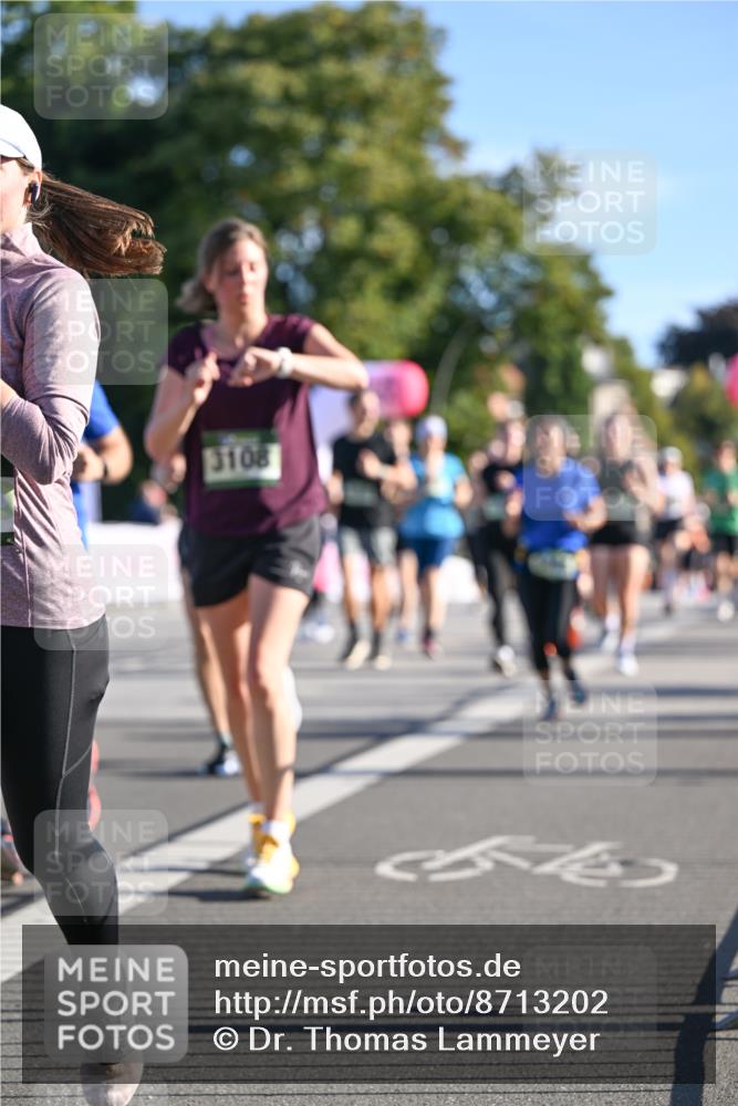 07.09.2025 - BARMER Alsterlauf Dr. Thomas Lammeyer http://msf.ph/oto/8713202 07.09.2025 09:44:20 Laufen 3108 meine-sportfotos.de