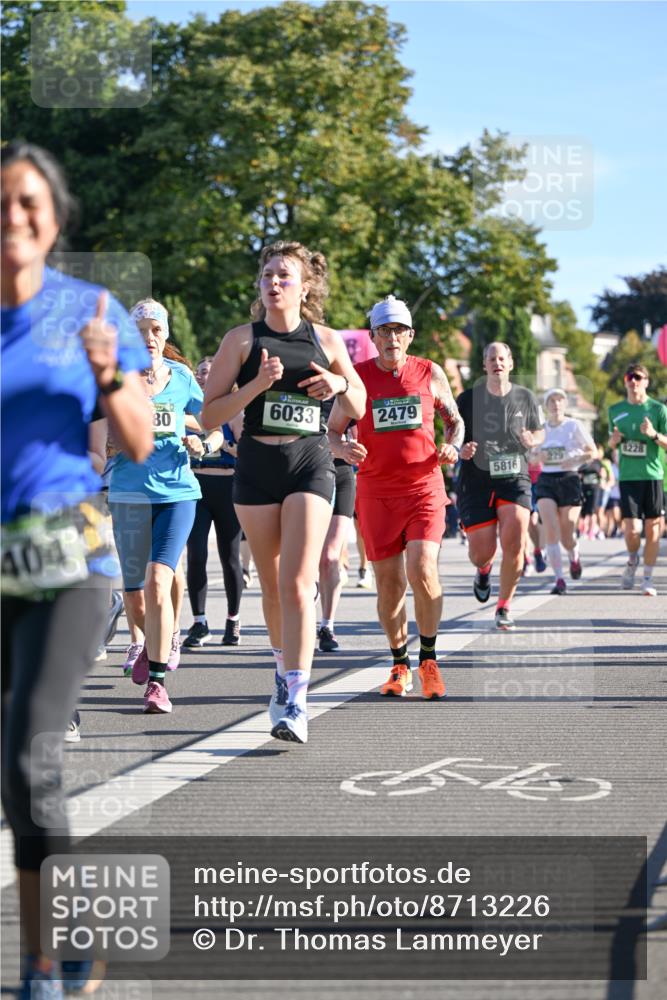 07.09.2025 - BARMER Alsterlauf Dr. Thomas Lammeyer http://msf.ph/oto/8713226 07.09.2025 09:44:23 Laufen 404, 80, 6033, 2479, 5816, 229, 8228 meine-sportfotos.de