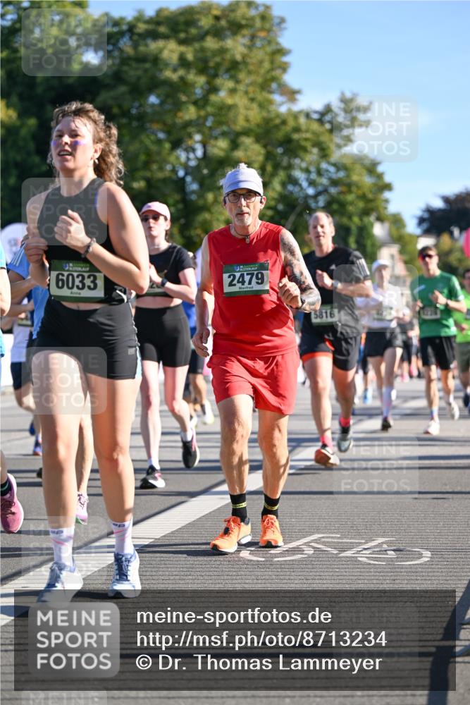 07.09.2025 - BARMER Alsterlauf Dr. Thomas Lammeyer http://msf.ph/oto/8713234 07.09.2025 09:44:24 Laufen 6033, 2479, 5816 meine-sportfotos.de