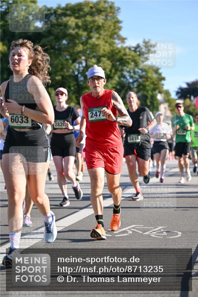07.09.2025 - BARMER Alsterlauf Dr. Thomas Lammeyer http://msf.ph/oto/8713235 07.09.2025 09:44:24 Laufen 6033, 2820, 2470, 5816, 1220 meine-sportfotos.de
