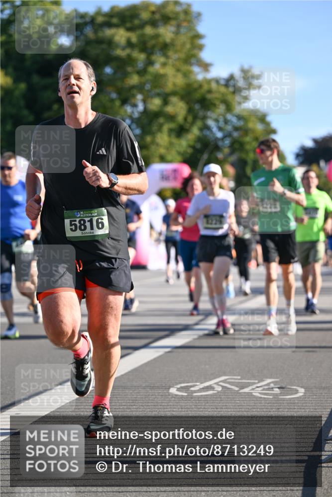 07.09.2025 - BARMER Alsterlauf Dr. Thomas Lammeyer http://msf.ph/oto/8713249 07.09.2025 09:44:27 Laufen 36, 5816, 64 meine-sportfotos.de