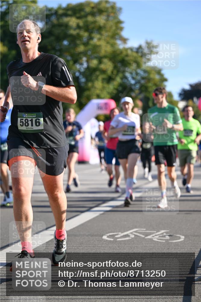 07.09.2025 - BARMER Alsterlauf Dr. Thomas Lammeyer http://msf.ph/oto/8713250 07.09.2025 09:44:27 Laufen 36, 5816, 64 meine-sportfotos.de
