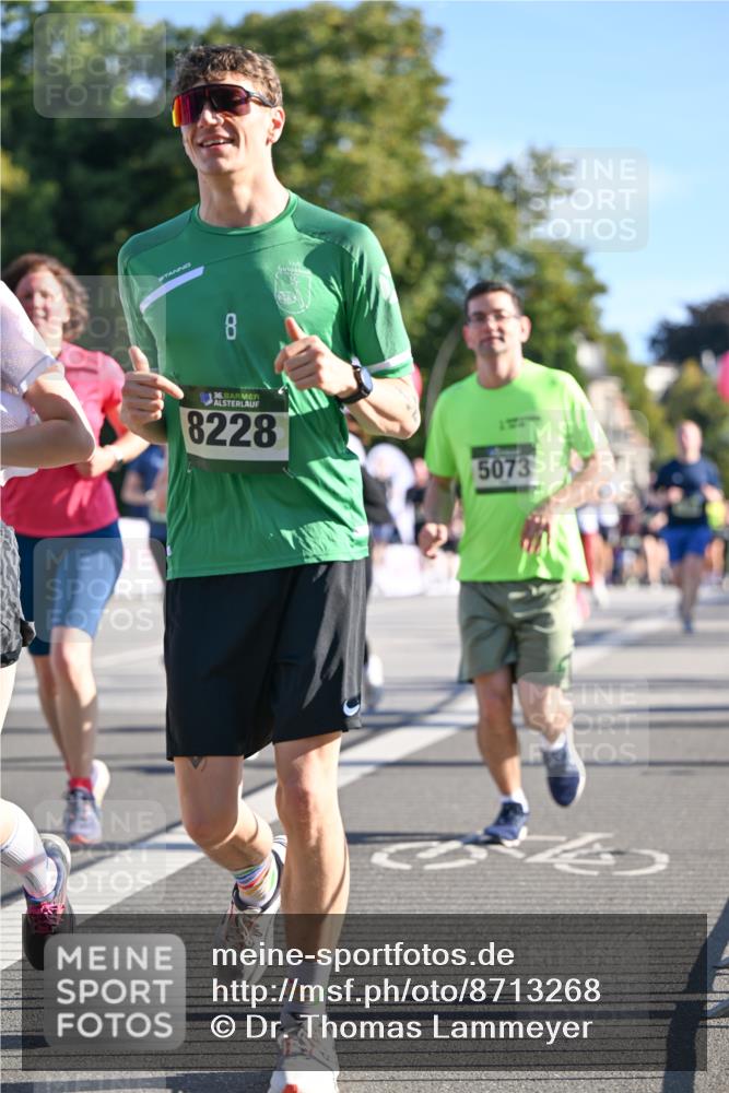07.09.2025 - BARMER Alsterlauf Dr. Thomas Lammeyer http://msf.ph/oto/8713268 07.09.2025 09:44:29 Laufen 8, 36, 8228, 5073 meine-sportfotos.de