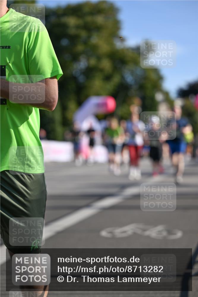 07.09.2025 - BARMER Alsterlauf Dr. Thomas Lammeyer http://msf.ph/oto/8713282 07.09.2025 09:44:32 Laufen  meine-sportfotos.de