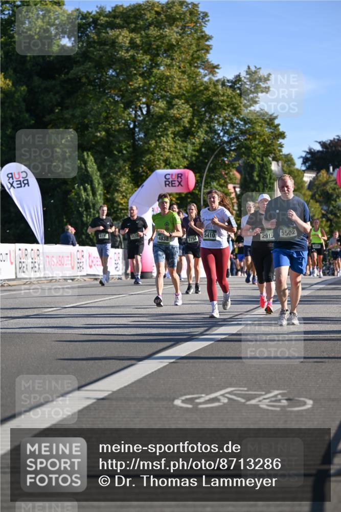 07.09.2025 - BARMER Alsterlauf Dr. Thomas Lammeyer http://msf.ph/oto/8713286 07.09.2025 09:44:33 Laufen 4838, 2754, 5410, 2915, 5502, 494 meine-sportfotos.de