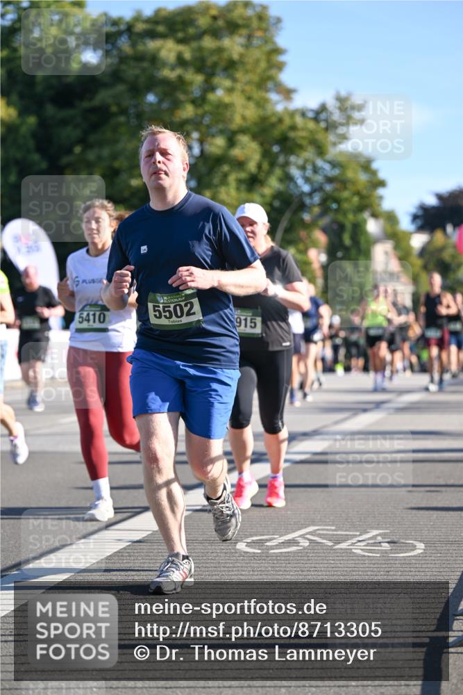 07.09.2025 - BARMER Alsterlauf Dr. Thomas Lammeyer http://msf.ph/oto/8713305 07.09.2025 09:44:36 Laufen 5410, 5502, 915, 64 meine-sportfotos.de