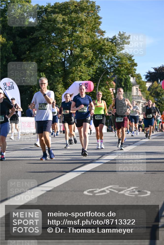 07.09.2025 - BARMER Alsterlauf Dr. Thomas Lammeyer http://msf.ph/oto/8713322 07.09.2025 09:44:39 Laufen 18, 5817, 3756, 4348, 3687, 8109 meine-sportfotos.de