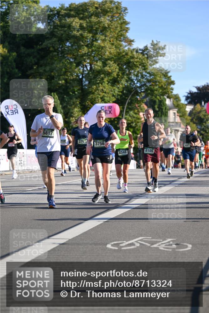 07.09.2025 - BARMER Alsterlauf Dr. Thomas Lammeyer http://msf.ph/oto/8713324 07.09.2025 09:44:39 Laufen 5817, 3757, 3756, 4348, 8109, 3687 meine-sportfotos.de
