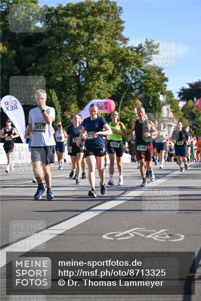 07.09.2025 - BARMER Alsterlauf Dr. Thomas Lammeyer http://msf.ph/oto/8713325 07.09.2025 09:44:40 Laufen 5817, 37, 375, 4348, 8109, 3687 meine-sportfotos.de