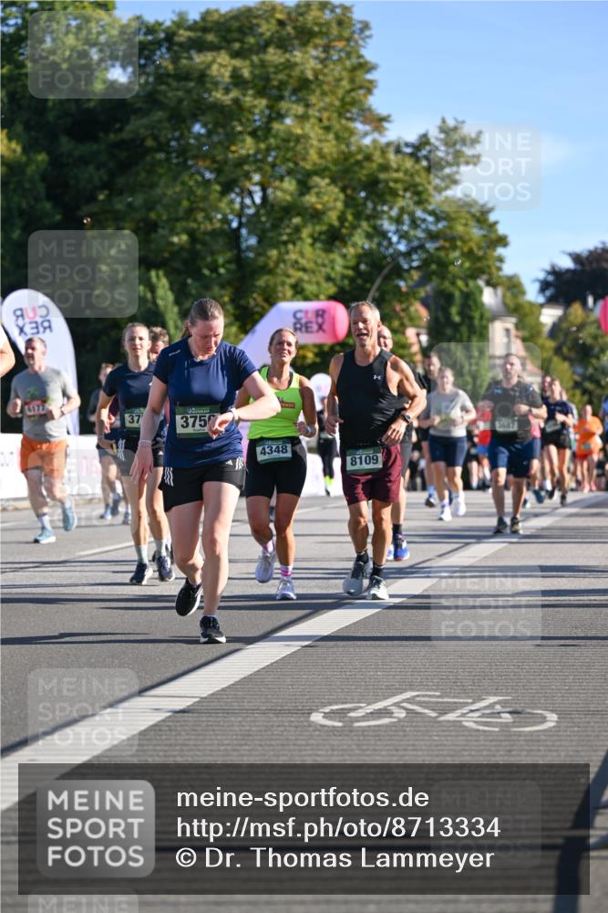 07.09.2025 - BARMER Alsterlauf Dr. Thomas Lammeyer http://msf.ph/oto/8713334 07.09.2025 09:44:41 Laufen 37, 3750, 4348, 8109 meine-sportfotos.de