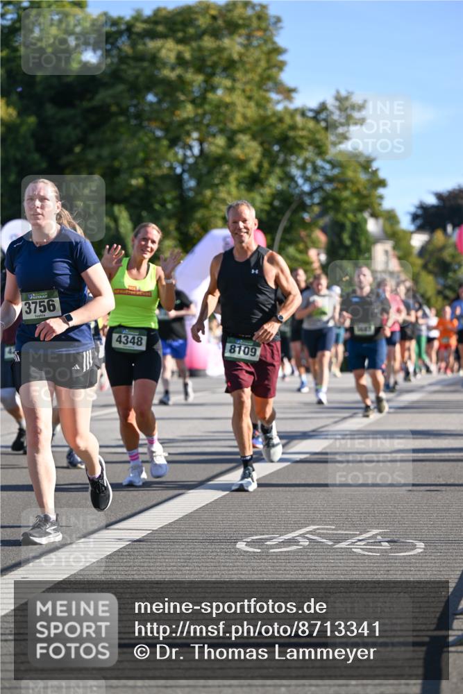 07.09.2025 - BARMER Alsterlauf Dr. Thomas Lammeyer http://msf.ph/oto/8713341 07.09.2025 09:44:42 Laufen 3756, 4348, 8109 meine-sportfotos.de