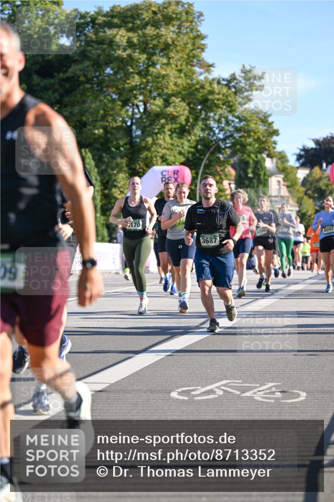 07.09.2025 - BARMER Alsterlauf Dr. Thomas Lammeyer http://msf.ph/oto/8713352 07.09.2025 09:44:44 Laufen 09, 170, 3687, 6090, 6092 meine-sportfotos.de