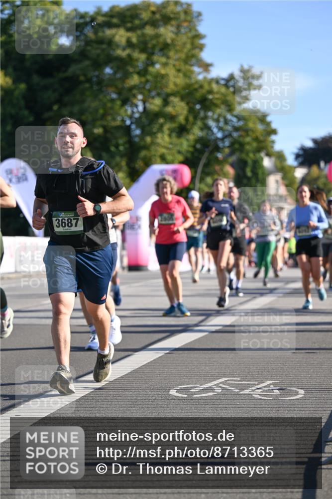 07.09.2025 - BARMER Alsterlauf Dr. Thomas Lammeyer http://msf.ph/oto/8713365 07.09.2025 09:44:46 Laufen 3687 meine-sportfotos.de