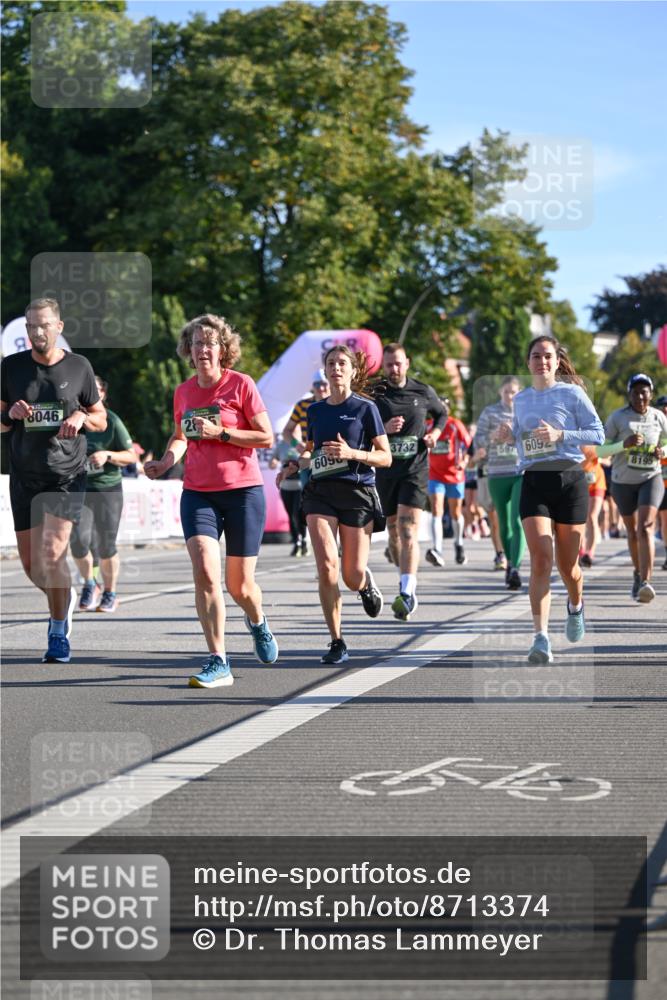 07.09.2025 - BARMER Alsterlauf Dr. Thomas Lammeyer http://msf.ph/oto/8713374 07.09.2025 09:44:47 Laufen 8046, 2510, 6098, 597, 6092, 8195 meine-sportfotos.de