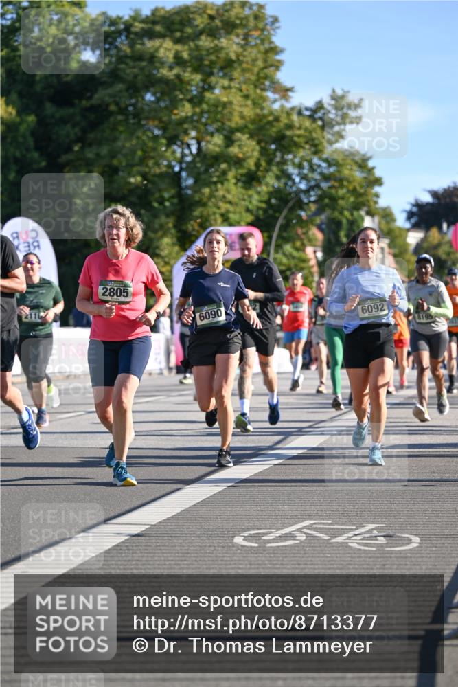 07.09.2025 - BARMER Alsterlauf Dr. Thomas Lammeyer http://msf.ph/oto/8713377 07.09.2025 09:44:48 Laufen 2116, 2805, 6090, 6092, 8195 meine-sportfotos.de