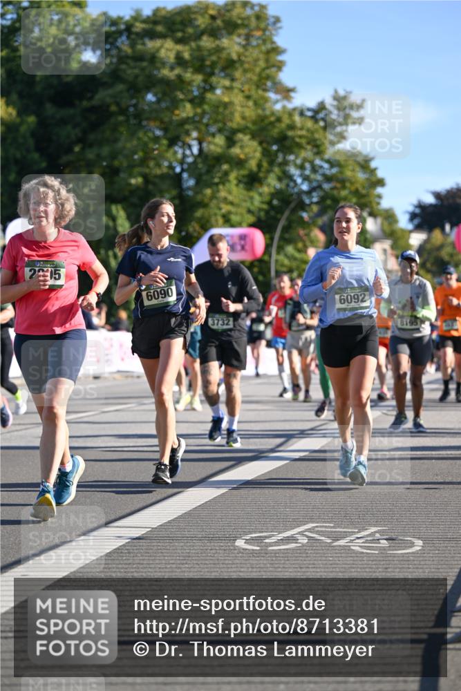 07.09.2025 - BARMER Alsterlauf Dr. Thomas Lammeyer http://msf.ph/oto/8713381 07.09.2025 09:44:48 Laufen 205, 7518, 6090, 3732, 6092, 8195 meine-sportfotos.de
