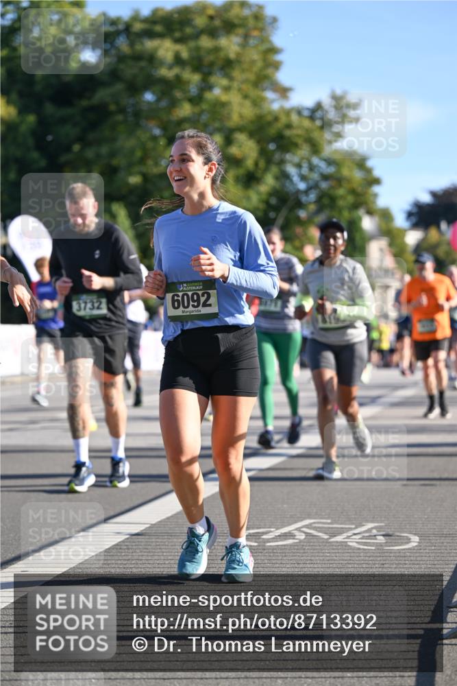 07.09.2025 - BARMER Alsterlauf Dr. Thomas Lammeyer http://msf.ph/oto/8713392 07.09.2025 09:44:50 Laufen 3732, 135, 6092 meine-sportfotos.de