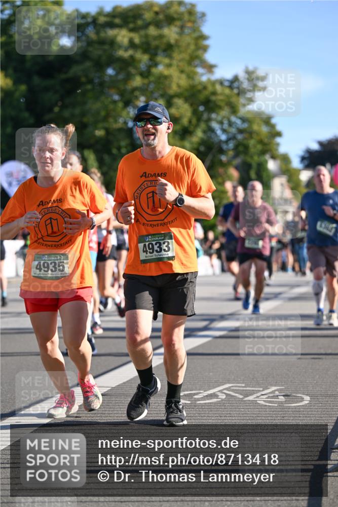 07.09.2025 - BARMER Alsterlauf Dr. Thomas Lammeyer http://msf.ph/oto/8713418 07.09.2025 09:44:54 Laufen 36, 4935, 4933 meine-sportfotos.de