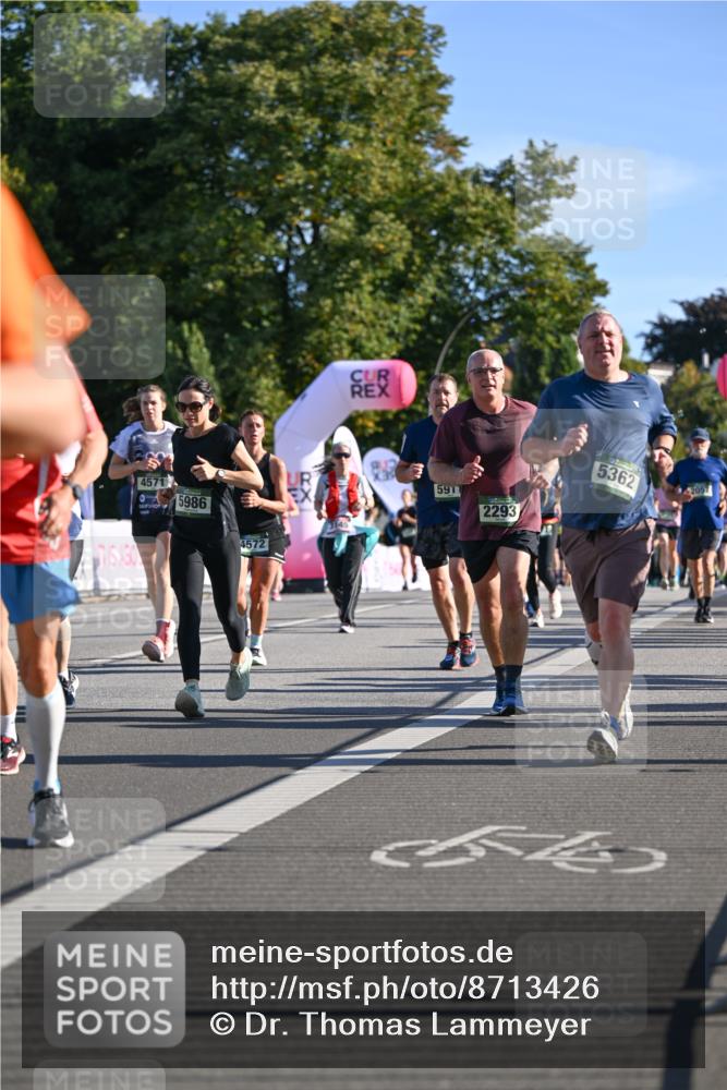 07.09.2025 - BARMER Alsterlauf Dr. Thomas Lammeyer http://msf.ph/oto/8713426 07.09.2025 09:44:56 Laufen 4571, 5986, 4572, 145, 5911, 2293, 5362 meine-sportfotos.de