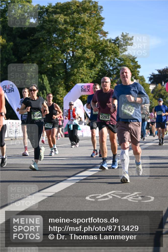 07.09.2025 - BARMER Alsterlauf Dr. Thomas Lammeyer http://msf.ph/oto/8713429 07.09.2025 09:44:56 Laufen 5986, 4572, 3145, 551, 2293, 5362, 2057 meine-sportfotos.de