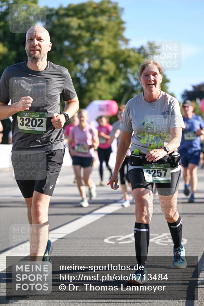 07.09.2025 - BARMER Alsterlauf Dr. Thomas Lammeyer http://msf.ph/oto/8713484 07.09.2025 09:45:05 Laufen 36, 3202, 10, 136, 3257 meine-sportfotos.de