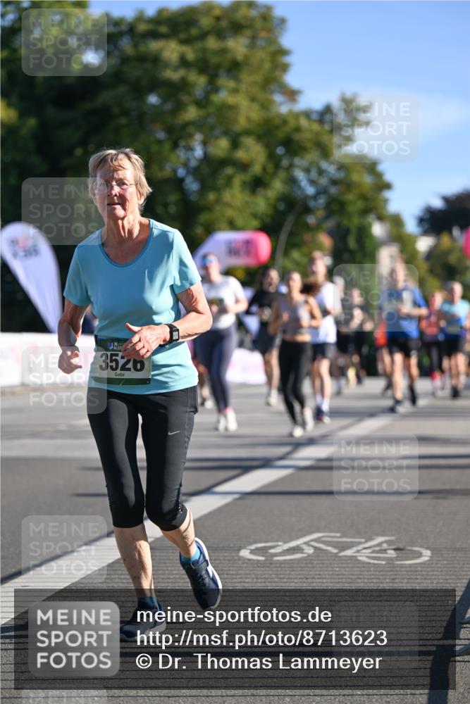 07.09.2025 - BARMER Alsterlauf Dr. Thomas Lammeyer http://msf.ph/oto/8713623 07.09.2025 09:45:29 Laufen 3526 meine-sportfotos.de