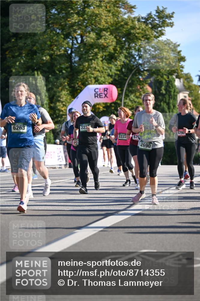 07.09.2025 - BARMER Alsterlauf Dr. Thomas Lammeyer http://msf.ph/oto/8714355 07.09.2025 09:47:35 Laufen 223, 6263, 3333, 579, 2690, 5795 meine-sportfotos.de