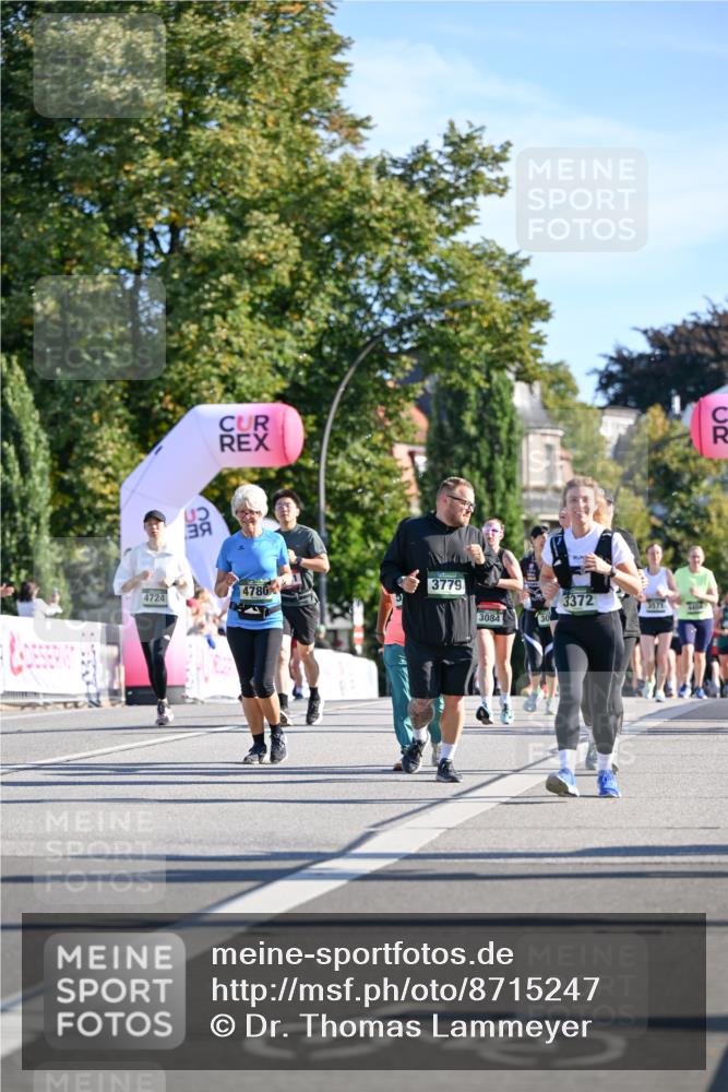 07.09.2025 - BARMER Alsterlauf Dr. Thomas Lammeyer http://msf.ph/oto/8715247 07.09.2025 09:50:12 Laufen 4780, 3779, 4724, 3084, 3372, 3571, 39 meine-sportfotos.de