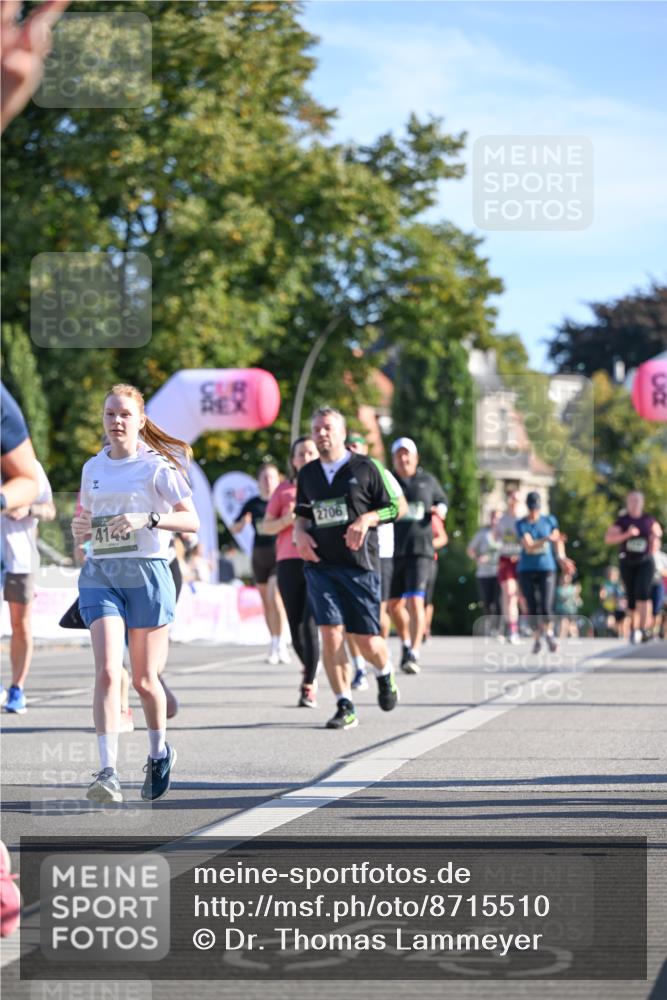 07.09.2025 - BARMER Alsterlauf Dr. Thomas Lammeyer http://msf.ph/oto/8715510 07.09.2025 09:51:01 Laufen 3, 1, 414, 2706 meine-sportfotos.de