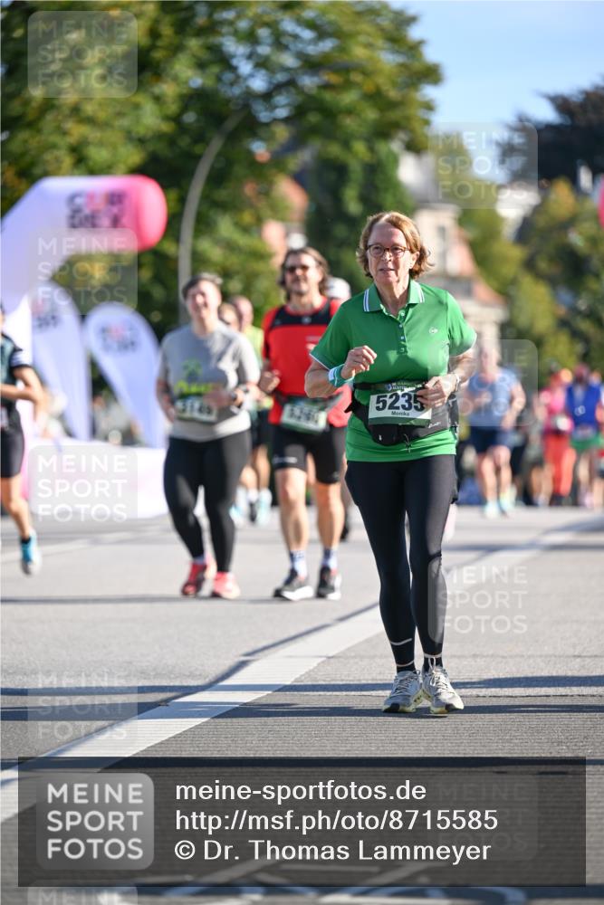 07.09.2025 - BARMER Alsterlauf Dr. Thomas Lammeyer http://msf.ph/oto/8715585 07.09.2025 09:51:20 Laufen 3149, 6, 5235 meine-sportfotos.de