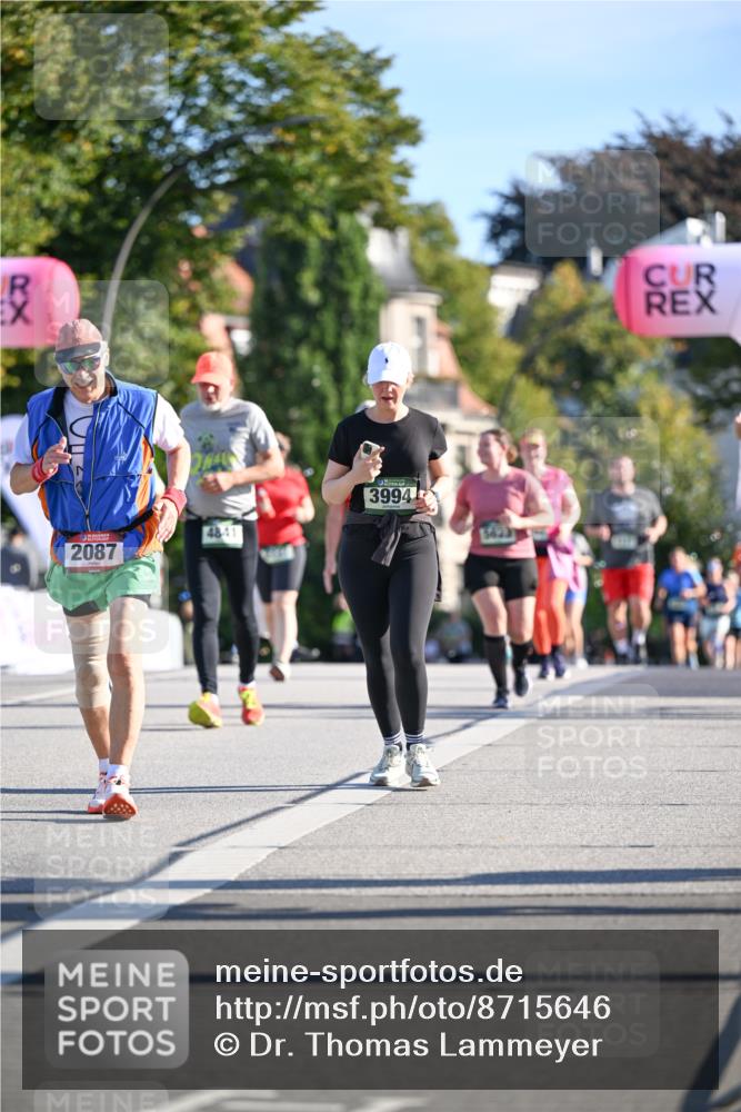 07.09.2025 - BARMER Alsterlauf Dr. Thomas Lammeyer http://msf.ph/oto/8715646 07.09.2025 09:51:34 Laufen 2087, 3994, 4841 meine-sportfotos.de