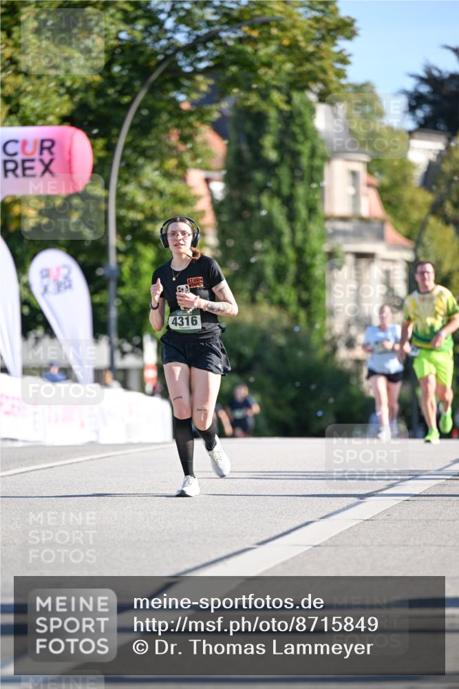 07.09.2025 - BARMER Alsterlauf Dr. Thomas Lammeyer http://msf.ph/oto/8715849 07.09.2025 09:52:25 Laufen 4316 meine-sportfotos.de
