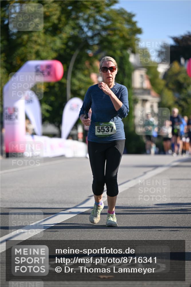 07.09.2025 - BARMER Alsterlauf Dr. Thomas Lammeyer http://msf.ph/oto/8716341 07.09.2025 09:54:37 Laufen 36, 5537 meine-sportfotos.de