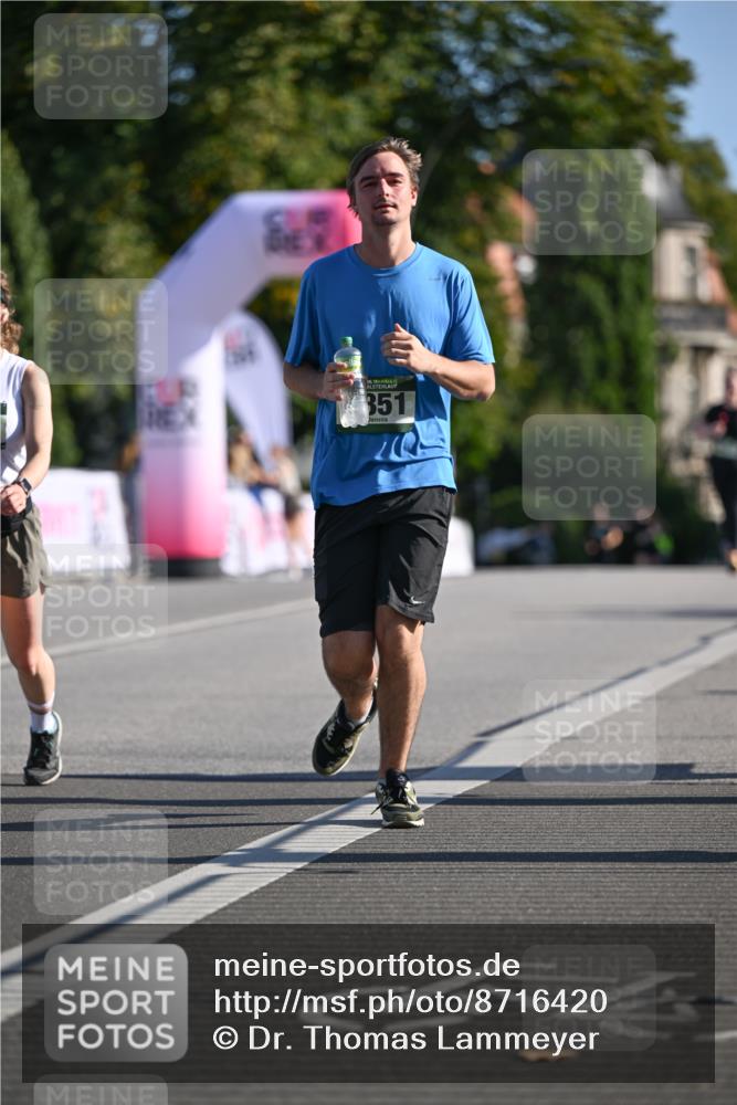 07.09.2025 - BARMER Alsterlauf Dr. Thomas Lammeyer http://msf.ph/oto/8716420 07.09.2025 09:55:01 Laufen 847, 36, 351 meine-sportfotos.de
