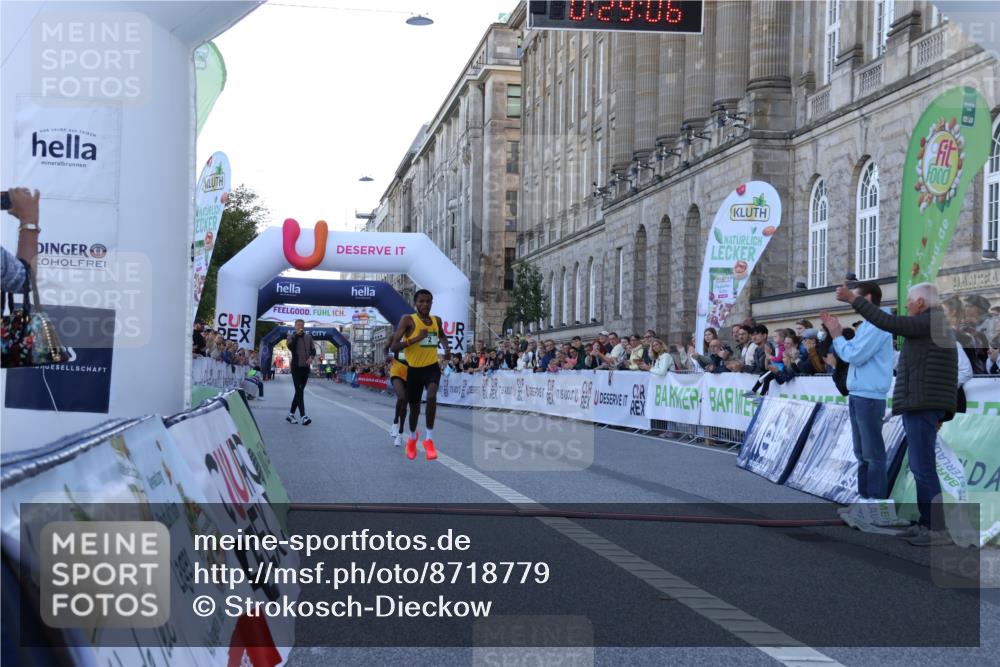 07.09.2025 - BARMER Alsterlauf Strokosch-Dieckow http://msf.ph/oto/8718779 07.09.2025 09:29:05 Ziel 2, 4 meine-sportfotos.de