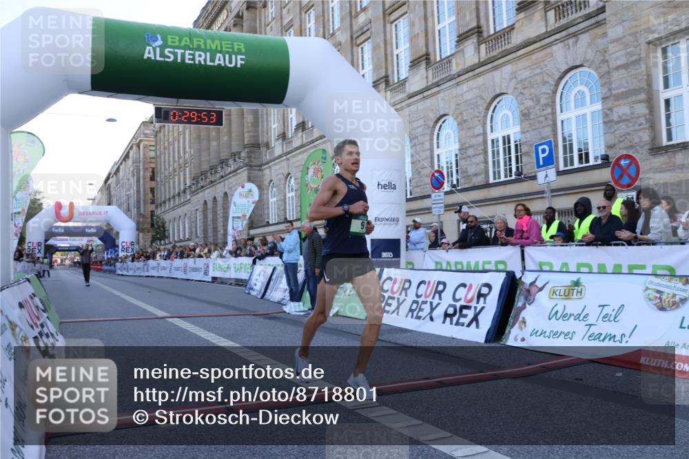 07.09.2025 - BARMER Alsterlauf Strokosch-Dieckow http://msf.ph/oto/8718801 07.09.2025 09:29:51 Ziel 9 meine-sportfotos.de