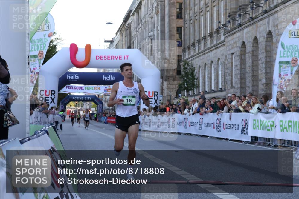 07.09.2025 - BARMER Alsterlauf Strokosch-Dieckow http://msf.ph/oto/8718808 07.09.2025 09:30:34 Ziel 16 meine-sportfotos.de