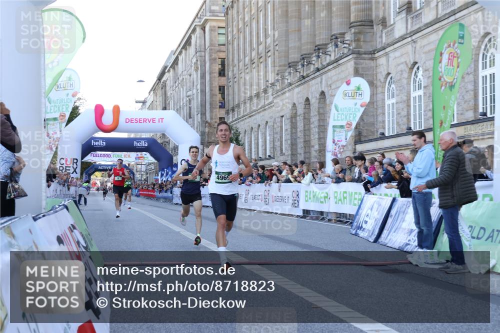 07.09.2025 - BARMER Alsterlauf Strokosch-Dieckow http://msf.ph/oto/8718823 07.09.2025 09:30:43 Ziel 6, 8, 15, 4969 meine-sportfotos.de