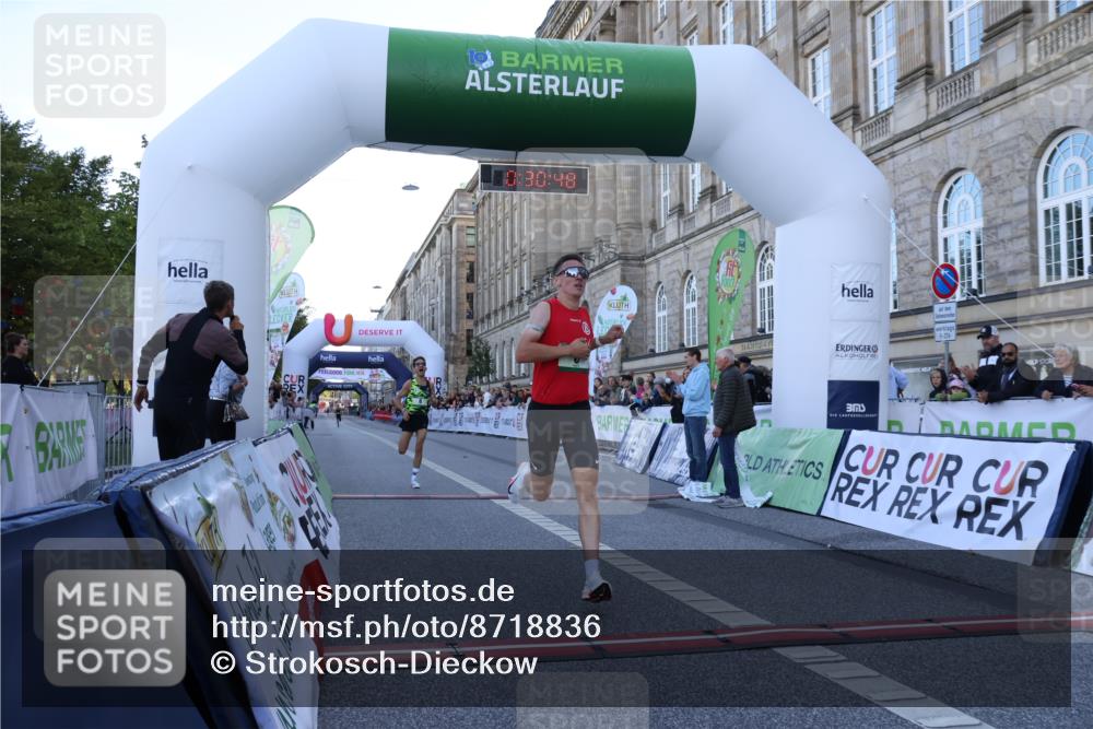 07.09.2025 - BARMER Alsterlauf Strokosch-Dieckow http://msf.ph/oto/8718836 07.09.2025 09:30:47 Ziel 6, 8, 15, 4969 meine-sportfotos.de