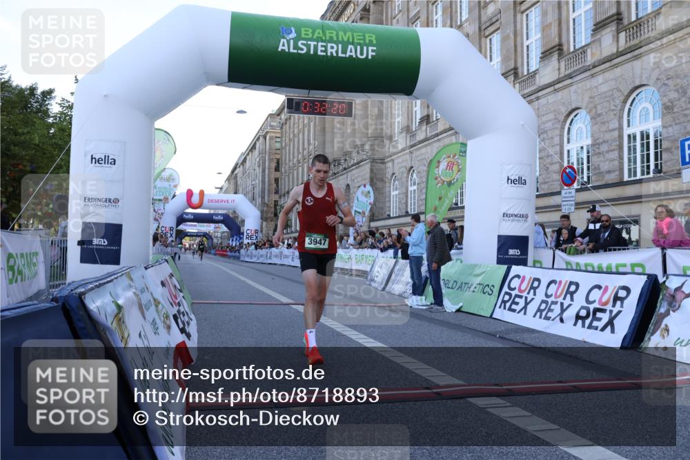 07.09.2025 - BARMER Alsterlauf Strokosch-Dieckow http://msf.ph/oto/8718893 07.09.2025 09:32:19 Ziel 17, 3947, 4370 meine-sportfotos.de