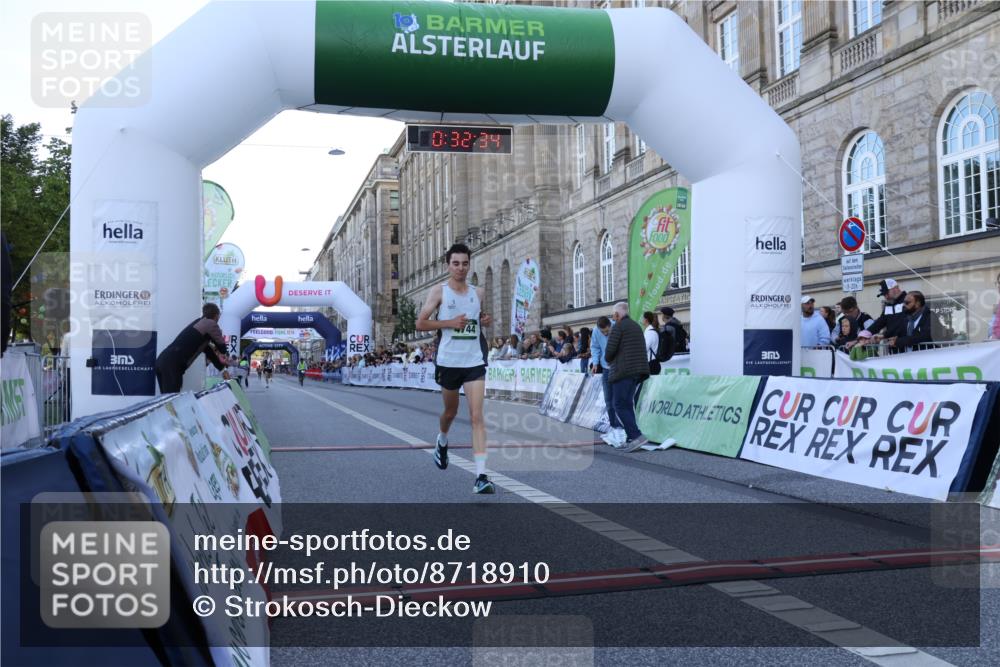 07.09.2025 - BARMER Alsterlauf Strokosch-Dieckow http://msf.ph/oto/8718910 07.09.2025 09:32:32 Ziel 4744, 8374 meine-sportfotos.de