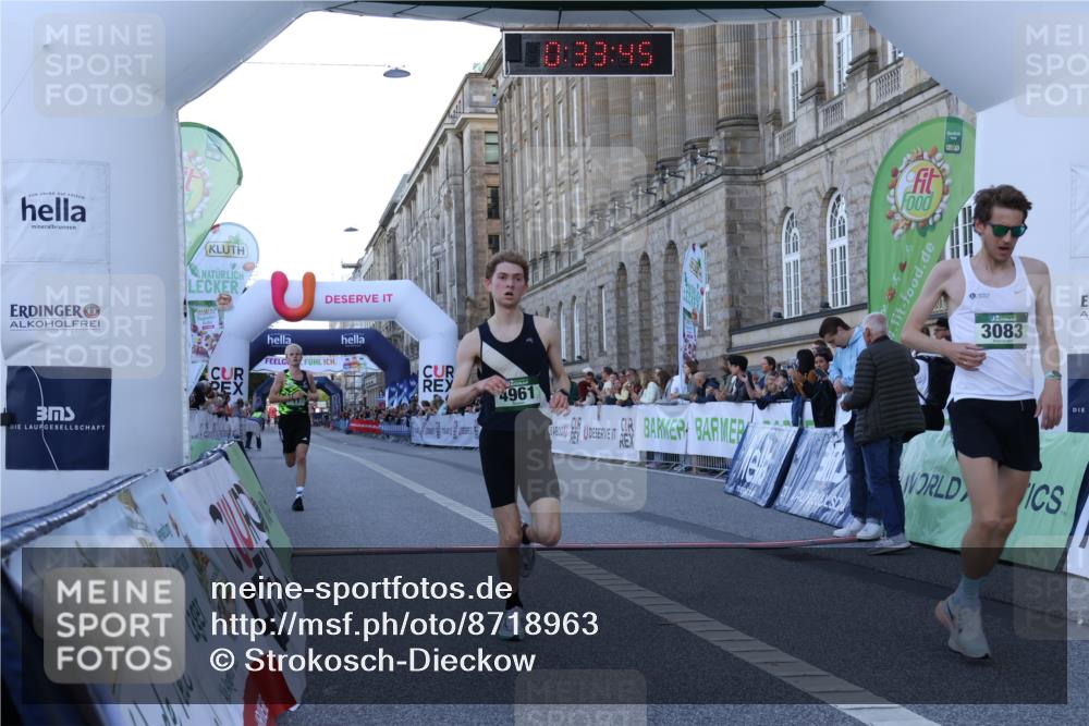 07.09.2025 - BARMER Alsterlauf Strokosch-Dieckow http://msf.ph/oto/8718963 07.09.2025 09:33:43 Ziel 11, 3083, 4961 meine-sportfotos.de